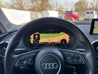 Audi A3 Sportback 2.0 TDI S-Tronic / V-Cockpit picture 18