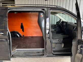 Mercedes Vito Kasten 114 CDI RWD Lang / Automatic picture 14