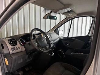 Nissan Nv300 L2H1 Navi / 5-Sitzer / R-Kamera picture 10