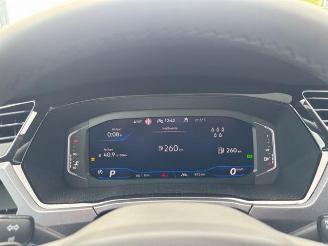 Volkswagen Touran Highline R-Line Pano / 7-Sitzer / 800KM picture 19