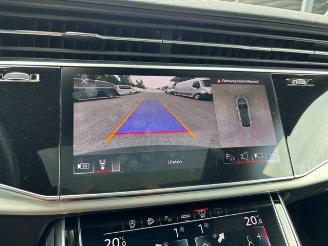 Audi Q8 50 TDI Quattro S-Line Panorama / Soft-Close picture 17