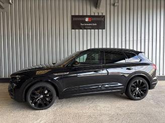 Unfallwagen Volkswagen Touareg 3.0 TDI R-Line 4Motion Panorama 2020/2