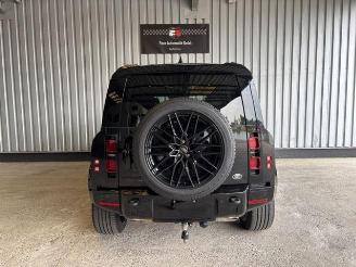 Land Rover Defender 110 Hybrid X-Dynamic SE picture 5