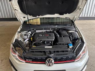 Volkswagen Golf VII Lim. 2.0 TSI GTI DSG / Panorama picture 14