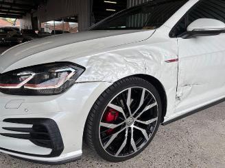 Volkswagen Golf VII Lim. 2.0 TSI GTI DSG / Panorama picture 17