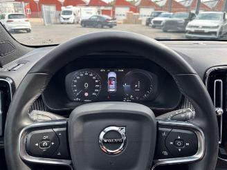 Volvo XC40 R Design Recharge Plug-In Hybrid Panorama picture 16