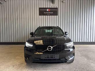 Volvo XC40 R Design Recharge Plug-In Hybrid Panorama picture 9