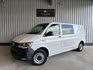 Volkswagen Transporter  picture 2