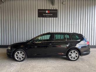 Volkswagen Golf 1.6 TDI R-Line Highline Panorama picture 3