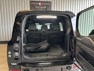 Land Rover Defender 110 X-Dynamic D300 AWD Winde / Panorama picture 13