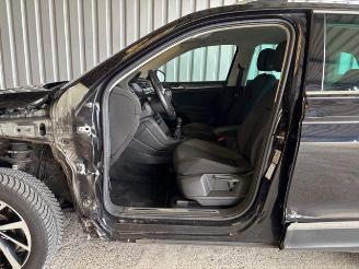 Volkswagen Tiguan Join 2.0 TDI Navigation / AHK picture 12