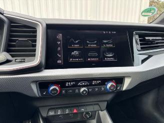 Audi A1 Citycarver 30 TFSI edition one S-Line / Autom picture 17