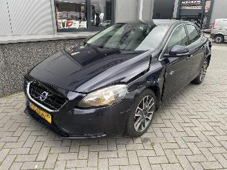 Volvo V-40 2.0 D2 Summum Business picture 9