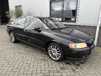 Unfallwagen Volvo S-60 2.4D Momentum 2007/3