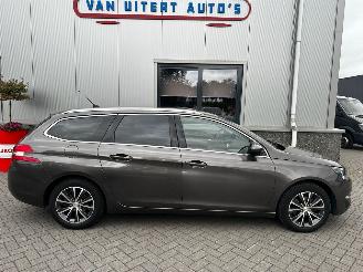Peugeot 308 1.2 e-THP 81kw Allure picture 6