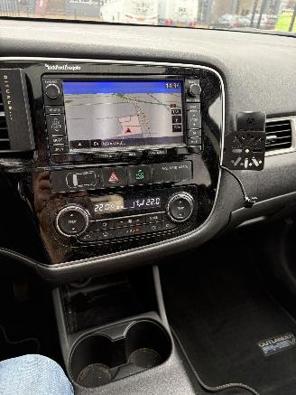 Mitsubishi Outlander 2.0 PHEV Instyle picture 16