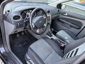 Ford Focus 1.6TDCI Titanium picture 13