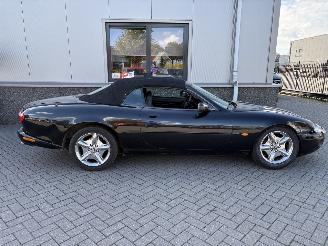 Jaguar Xk-8 4.0 V8 Convertible picture 3