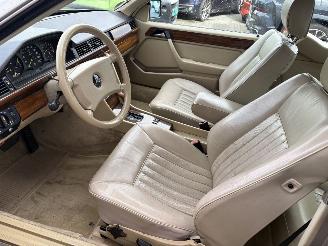 Mercedes 200-serie 230CE Automaat picture 8