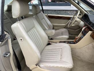 Mercedes 200-serie 230CE Automaat picture 30