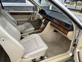 Mercedes 200-serie 230CE Automaat picture 31