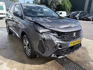 Peugeot 3008 1.6 Hybrid 225 GT picture 18