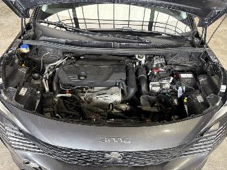 Peugeot 3008 1.6 Hybrid 225 GT picture 24