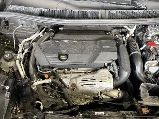 Peugeot 3008 1.6 Hybrid 225 GT picture 23
