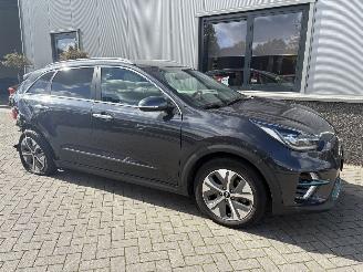 Kia e-Niro ExecutiveLine 64kWh picture 3