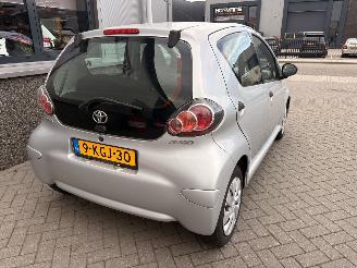 Toyota Aygo 1.0 VVT-i Comfort 5drs picture 27