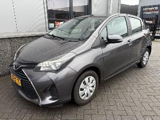 Toyota Yaris 1.0 VVT-i Aspiration picture 28