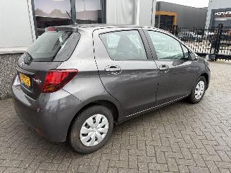 Toyota Yaris 1.0 VVT-i Aspiration picture 6