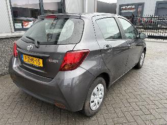 Toyota Yaris 1.0 VVT-i Aspiration picture 8