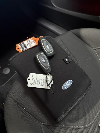 Ford Focus 1.5 Titanium Automaat 21000km!!! picture 35
