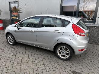 Ford Fiesta 1.25 5drs Titanium picture 8
