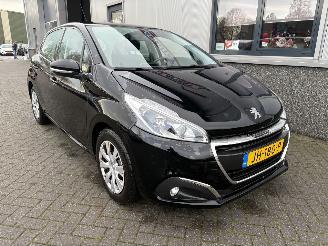 Peugeot 208 1.2 PureTech Blue Lion picture 36