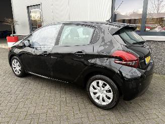 Peugeot 208 1.2 PureTech Blue Lion picture 23