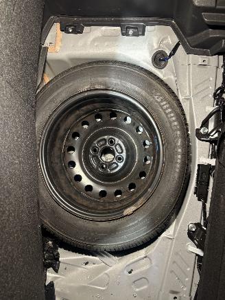 Toyota Yaris 1.5 Hybrid Dynamic picture 35