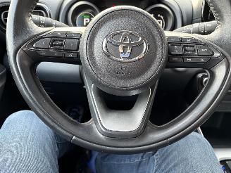 Toyota Yaris 1.5 Hybrid Dynamic picture 27