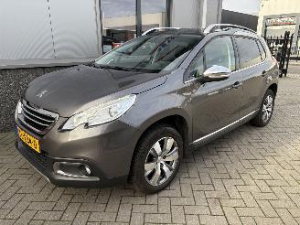 Peugeot 2008 1.2 PureTech Crossway picture 23