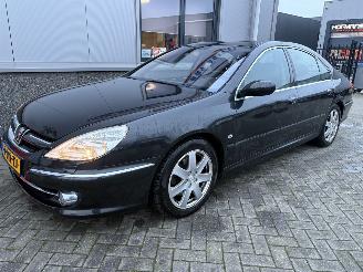 Peugeot 607 3.0 24V Executive Automaat picture 16
