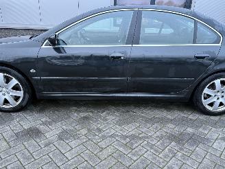 Peugeot 607 3.0 24V Executive Automaat picture 17