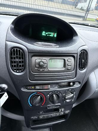 Toyota Yaris-verso 1.3 16V VVT-i Luna Automaat picture 9