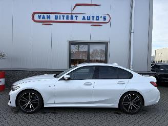 BMW 3-serie 330i M-Pakket High Executive Automaat picture 39