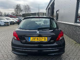 Peugeot 207 1.4 VTi Access picture 23