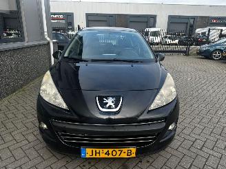 Peugeot 207 1.4 VTi Access picture 16