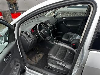 Volkswagen Golf 2.0 FSI Automaat picture 13