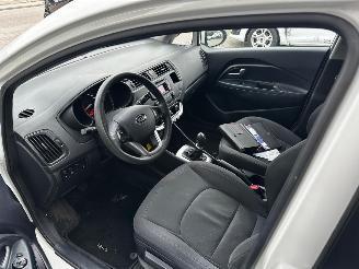 Kia Rio 1.4 CRDI Plus Pack picture 15