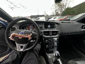 Volvo V-40 2.0 D2 R-Design Business picture 31