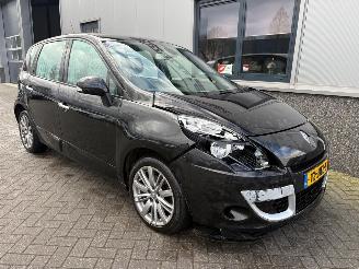 krockskadad bil auto Renault Scenic 1.4 TCE Dynamique 2009/7